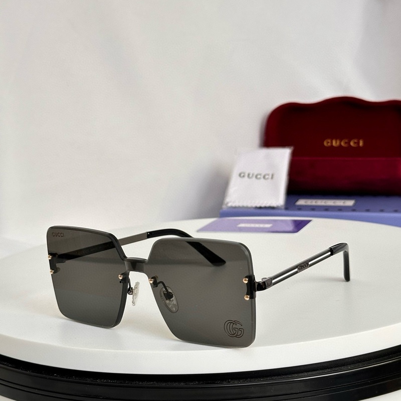 Gucci Sunglasses 344